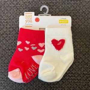 Carters baby girls valentines socks 6-12 months